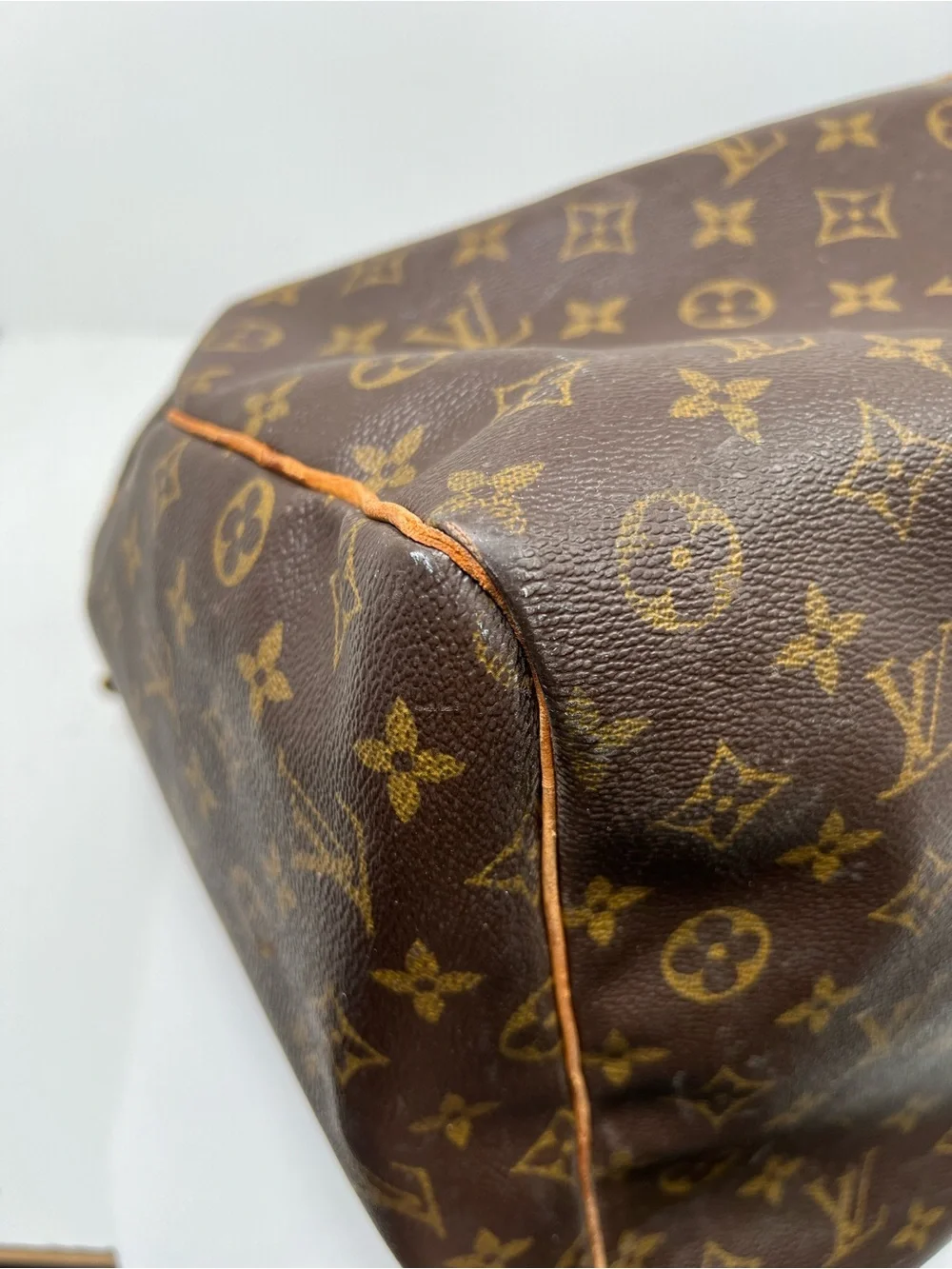 LOUIS VUITTON Monogram Keepall 55 Boston Bag